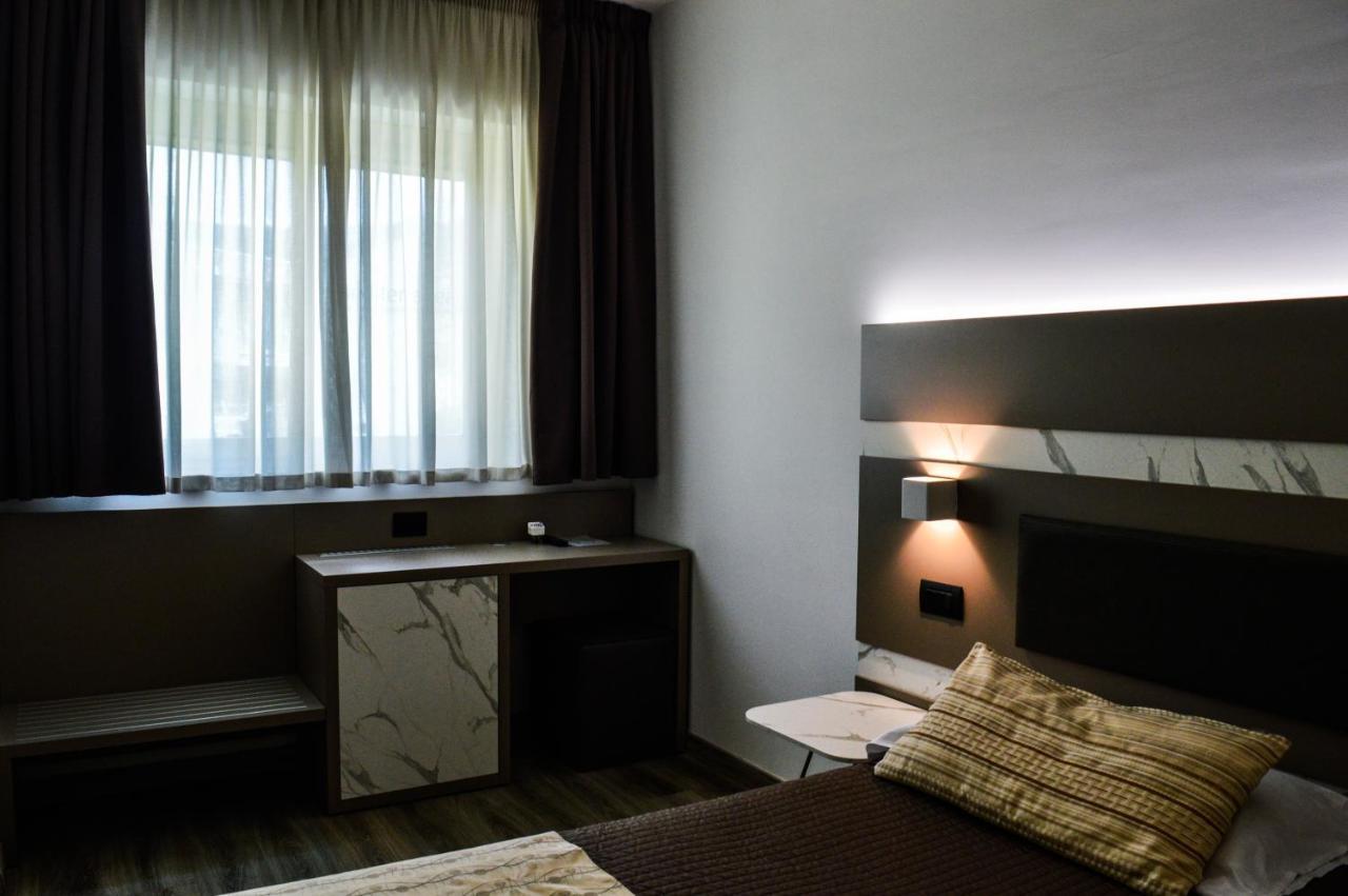 Mediterranea Hotel & Convention Center Salerno Eksteriør bilde