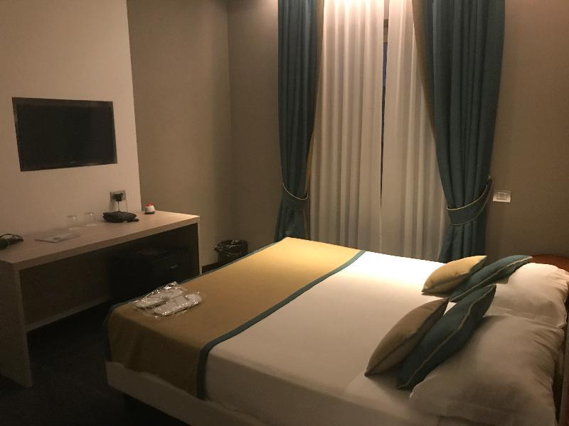 Mediterranea Hotel & Convention Center Salerno Eksteriør bilde
